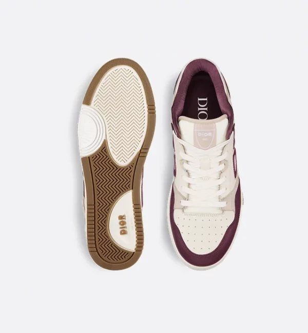 B57 Low-Top Sneaker Burgundy