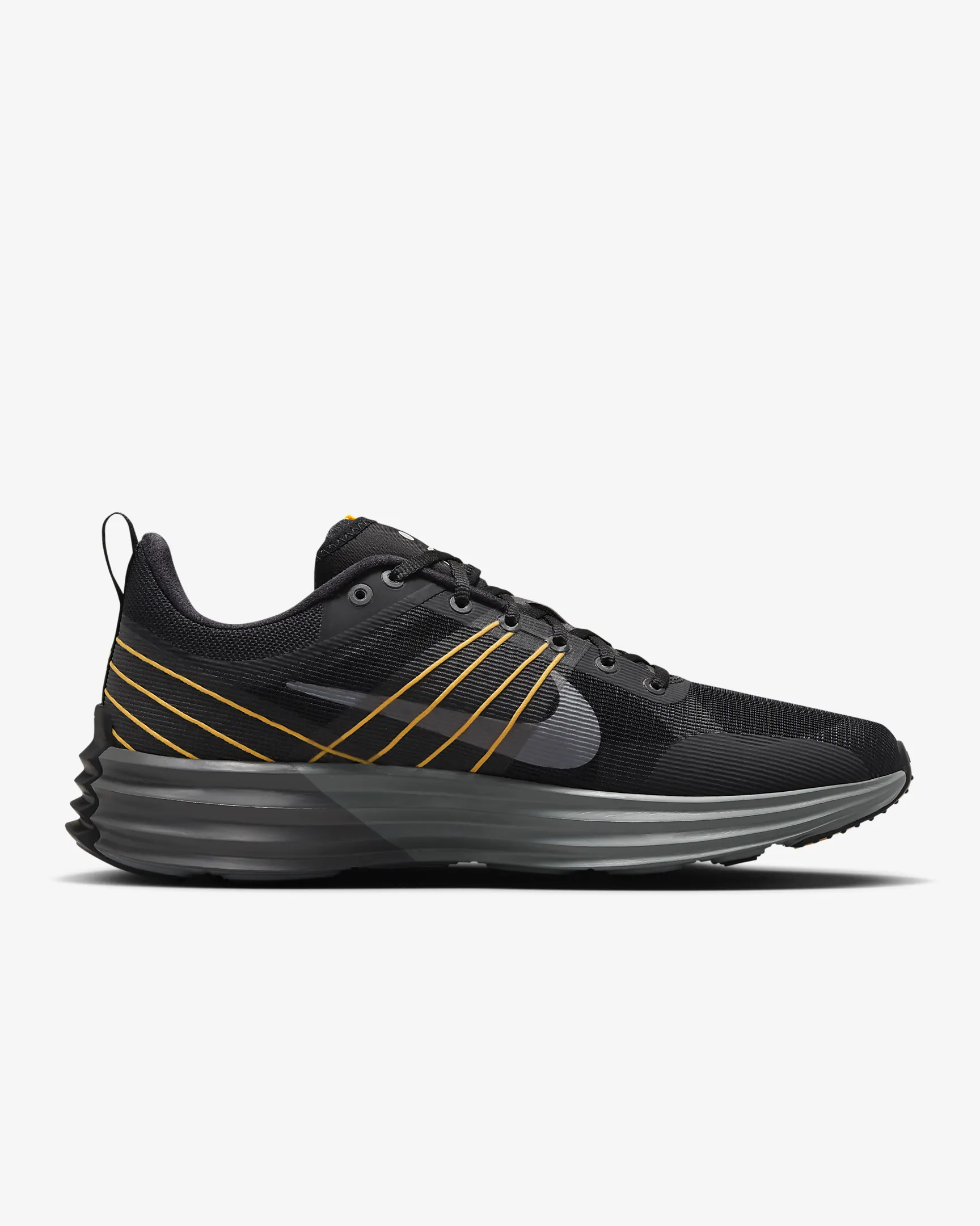 Nike Lunar Roam sneakers